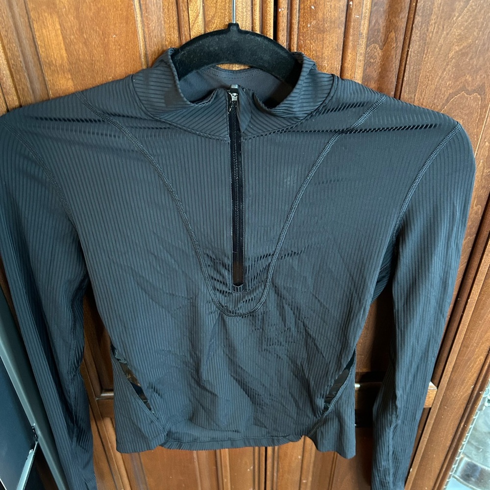 Lululemon Gloss Trim Long Sleeve Running Half Zip size 2